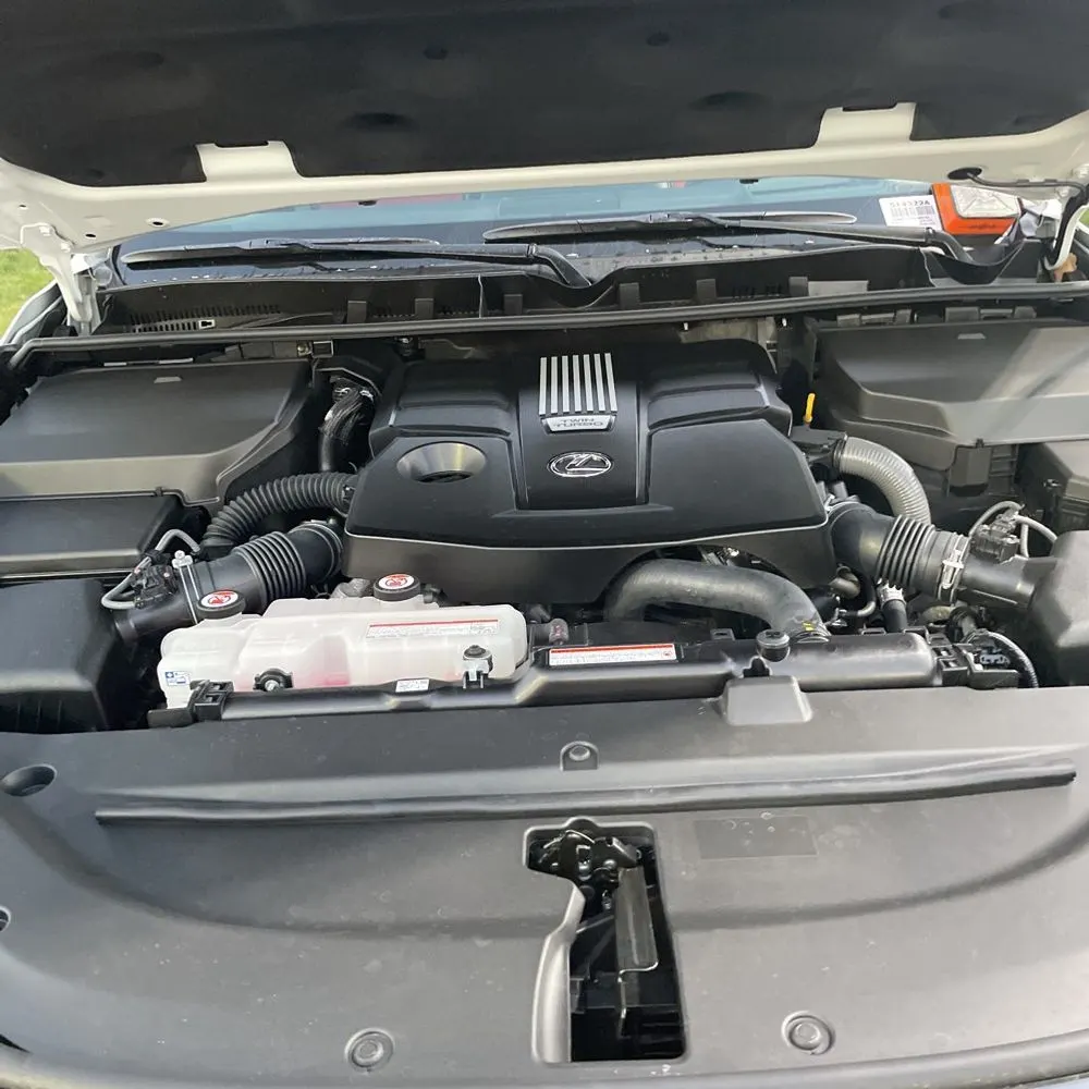 2024 Lexus LX 600 F SPORT Handling