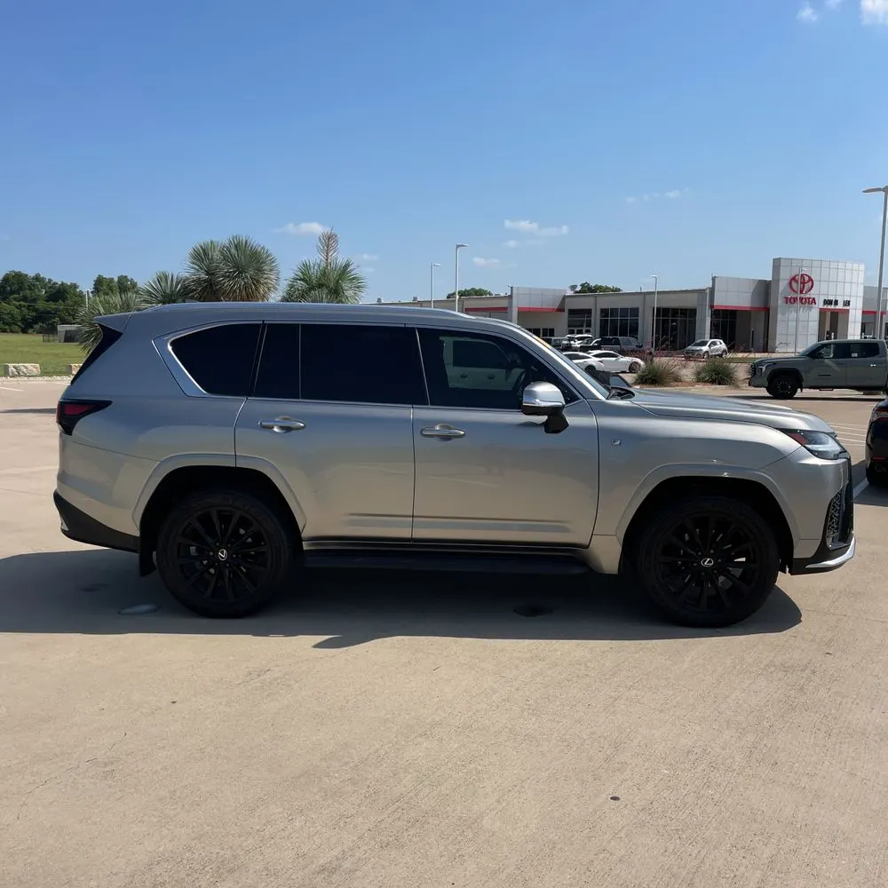 2024 Lexus LX 600 F SPORT Handling