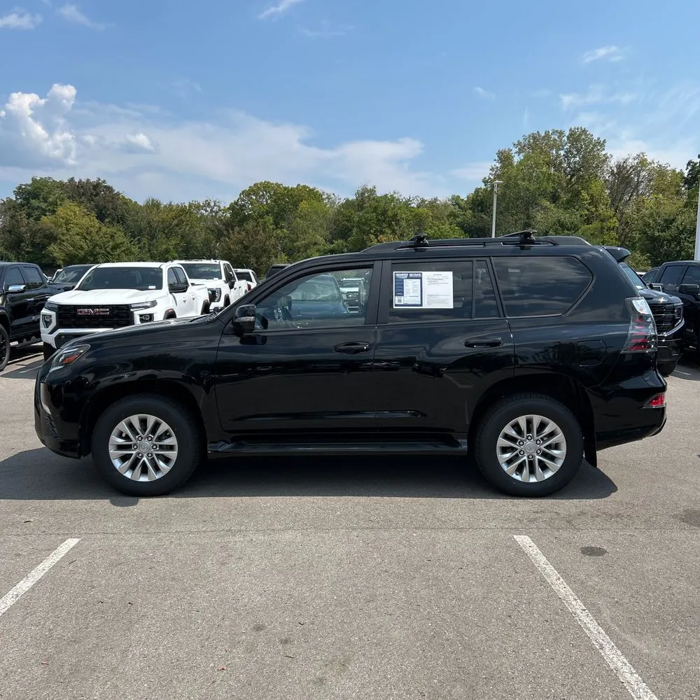 2023 Lexus GX 460 Base