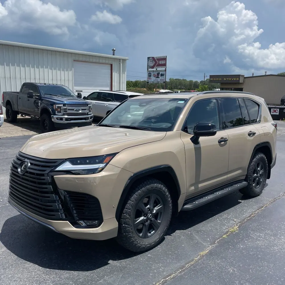 2025 Lexus LX 700h Overtrail