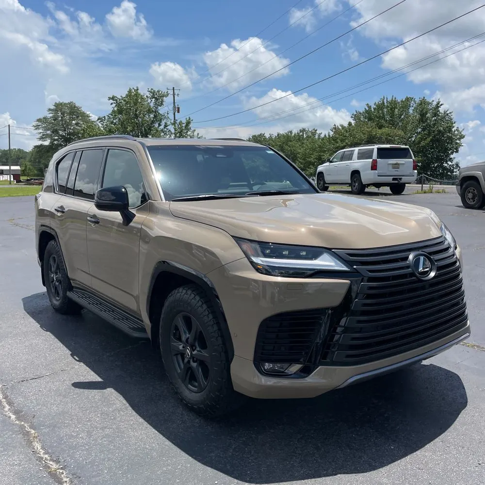 2025 Lexus LX 700h Overtrail