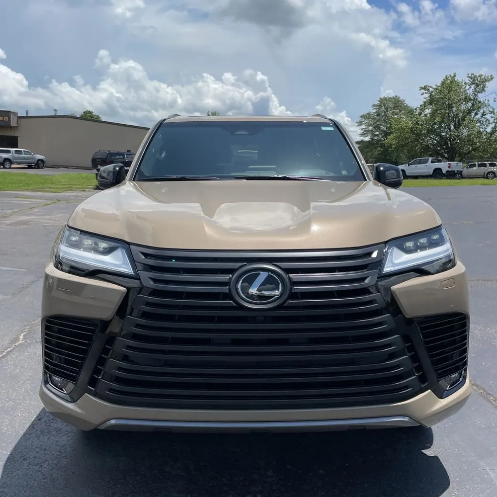 2025 Lexus LX 700h Overtrail