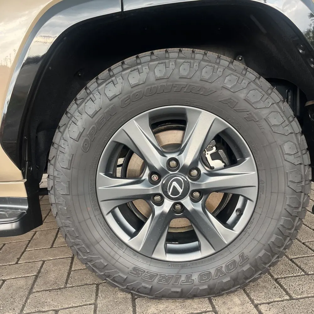 2025 Lexus LX 700h Overtrail