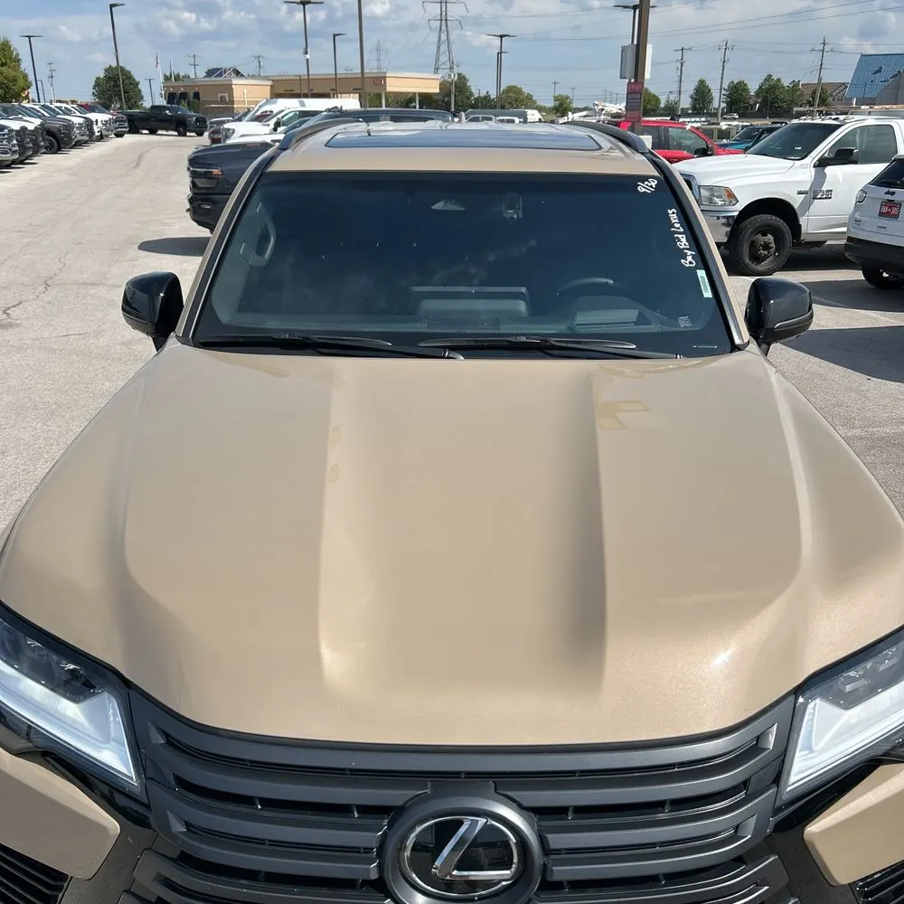 2025 Lexus LX 700h Overtrail