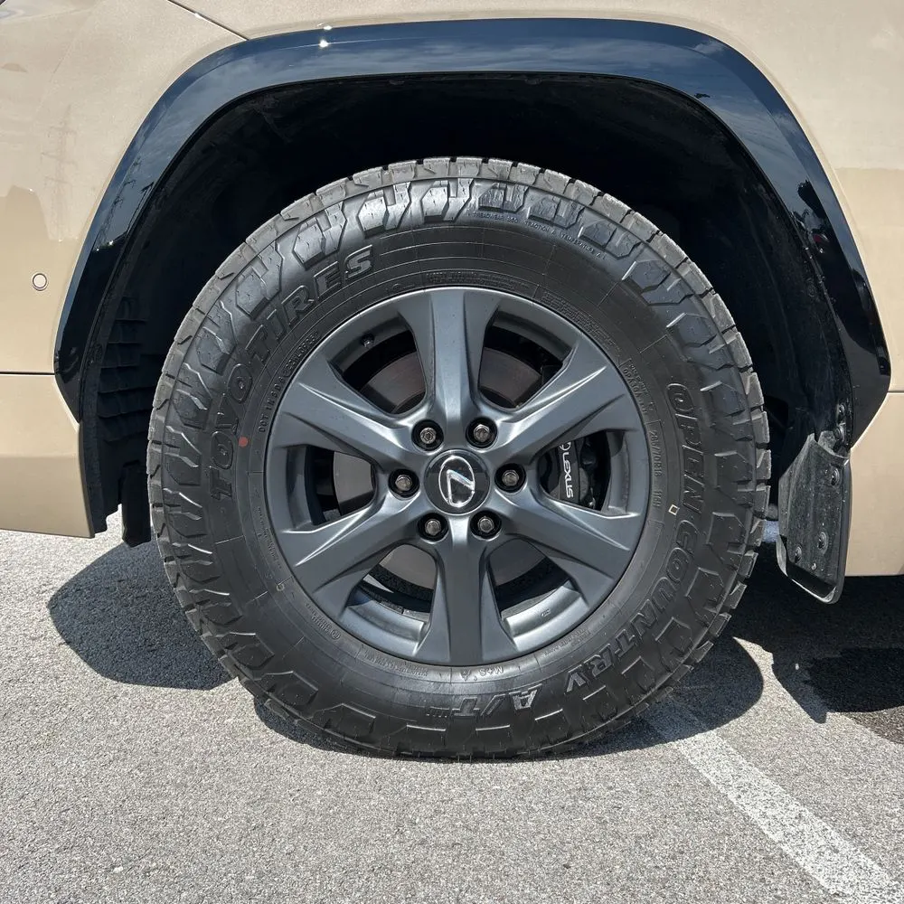2025 Lexus LX 700h Overtrail