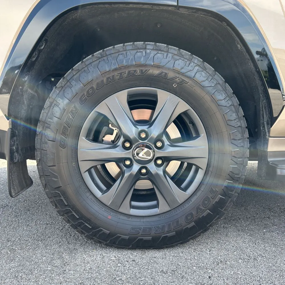2025 Lexus LX 700h Overtrail