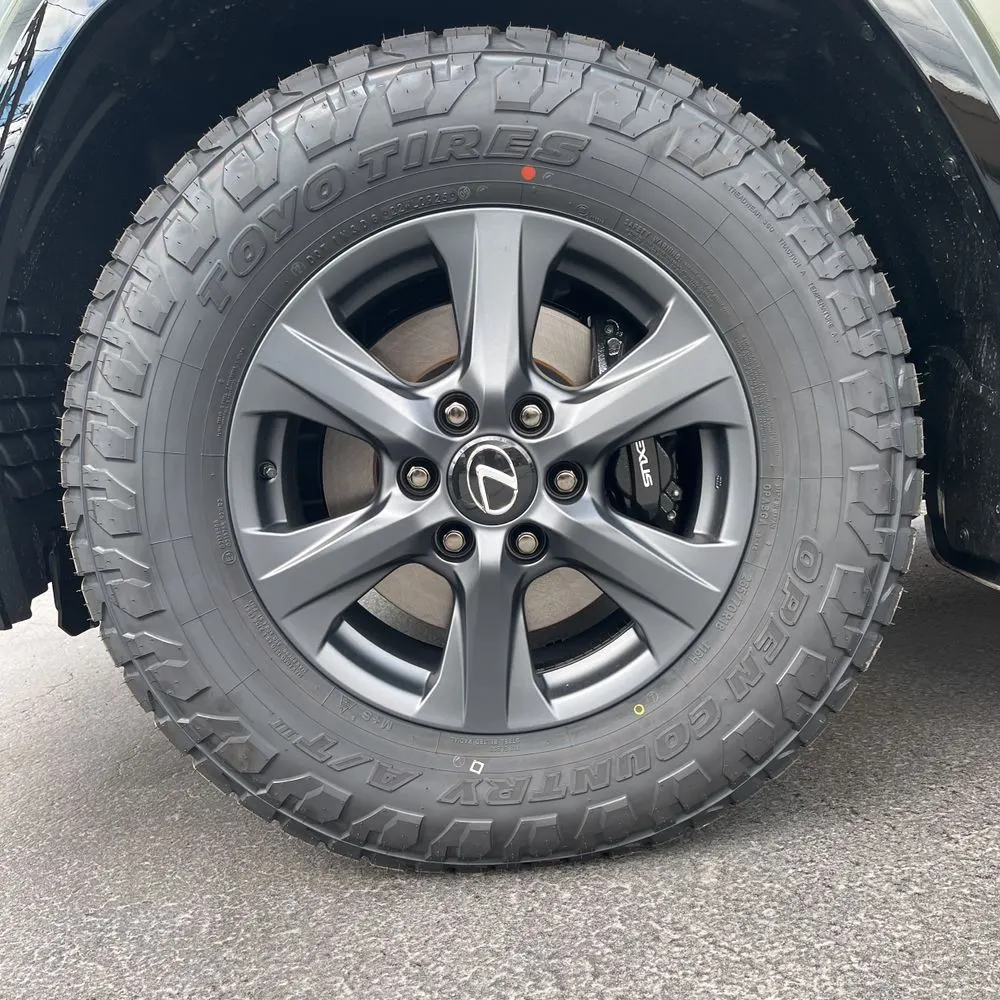 2025 Lexus LX 700h Overtrail