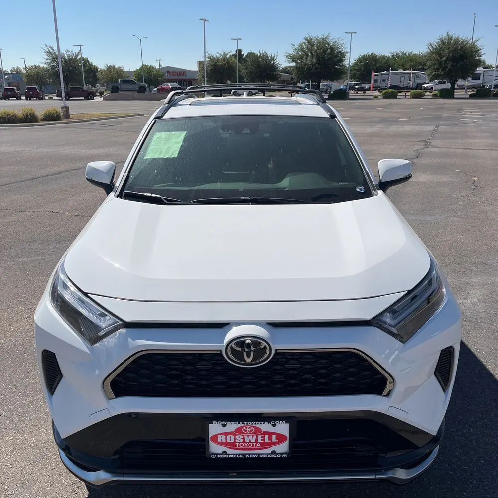 2025 Toyota RAV4 Plug-in Hybrid SE