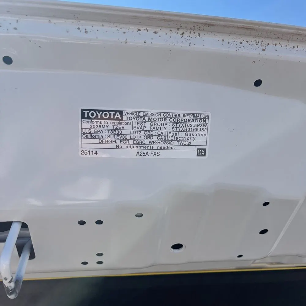 2025 Toyota RAV4 Plug-in Hybrid SE