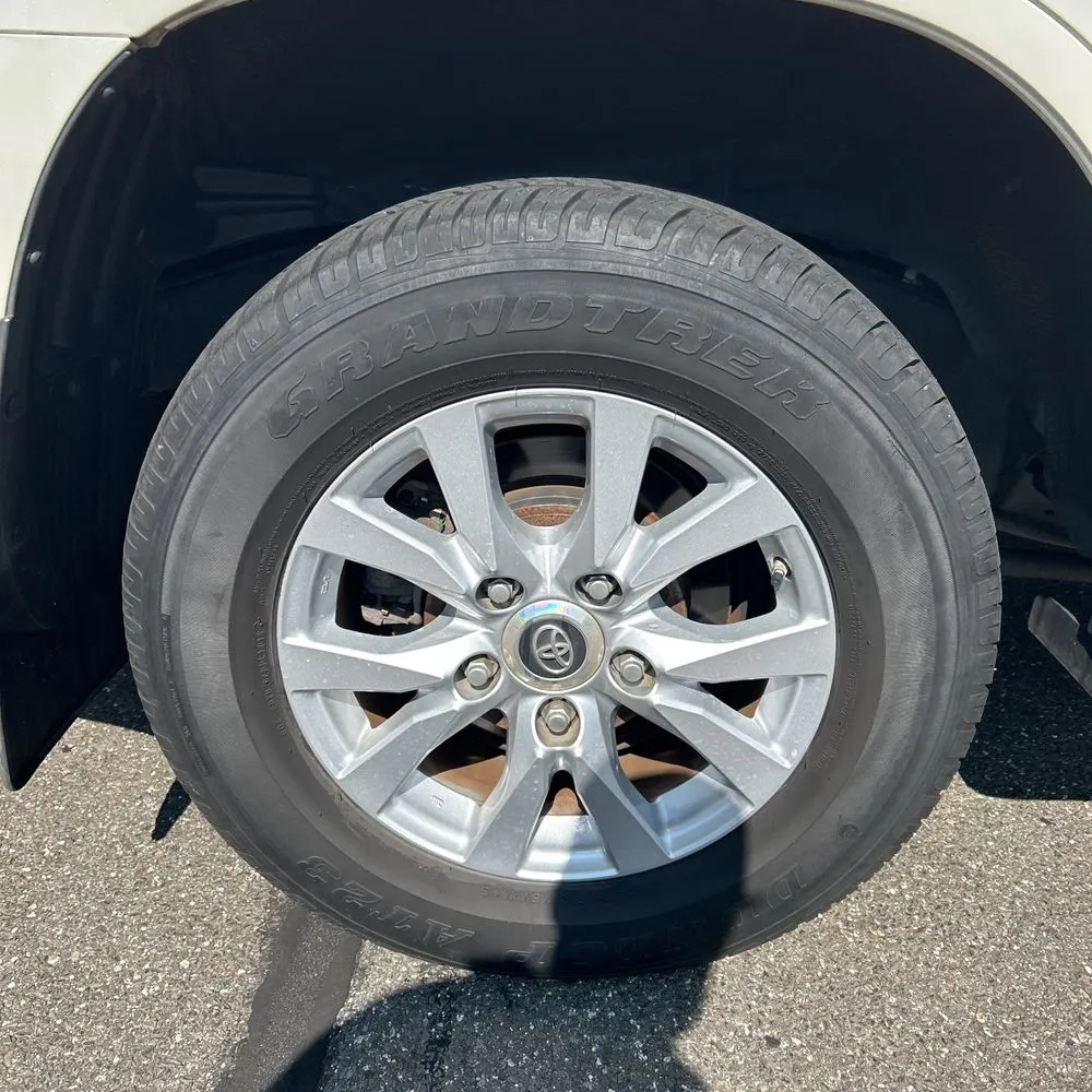 2019 Toyota Land Cruiser Base