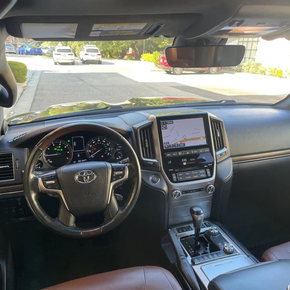 2019 Toyota Land Cruiser Base
