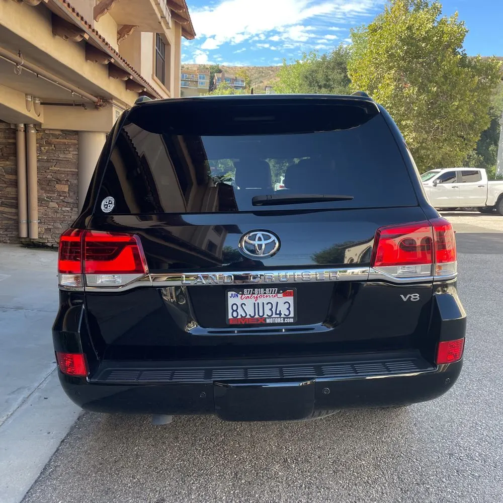 2019 Toyota Land Cruiser Base