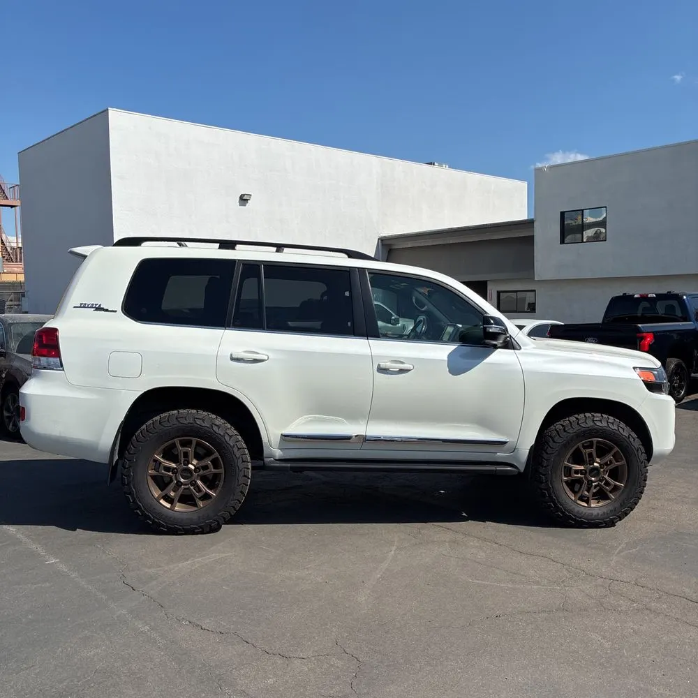 2021 Toyota Land Cruiser Heritage Edition