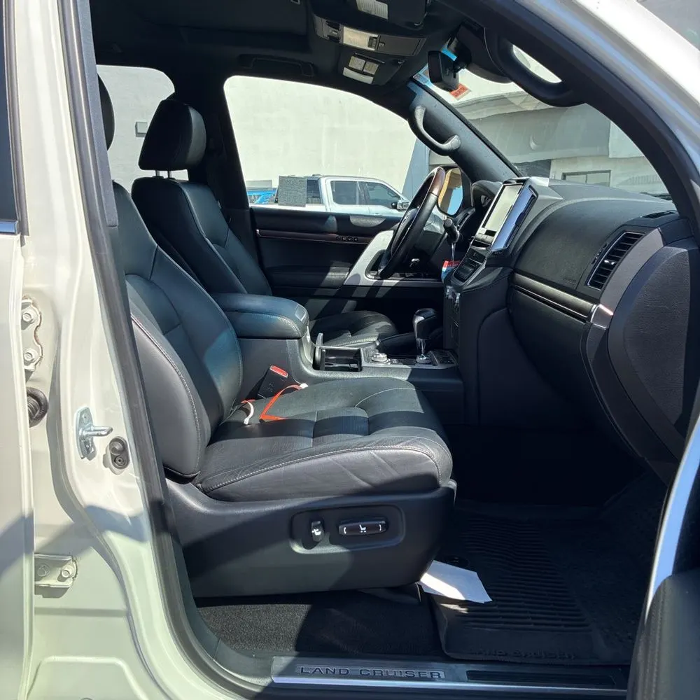 2021 Toyota Land Cruiser Heritage Edition