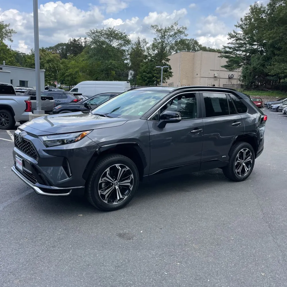 2025 Toyota RAV4 Plug-in Hybrid XSE
