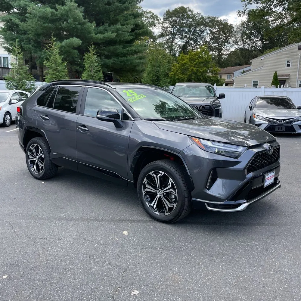 2025 Toyota RAV4 Plug-in Hybrid XSE