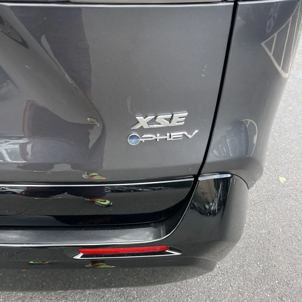 2025 Toyota RAV4 Plug-in Hybrid XSE