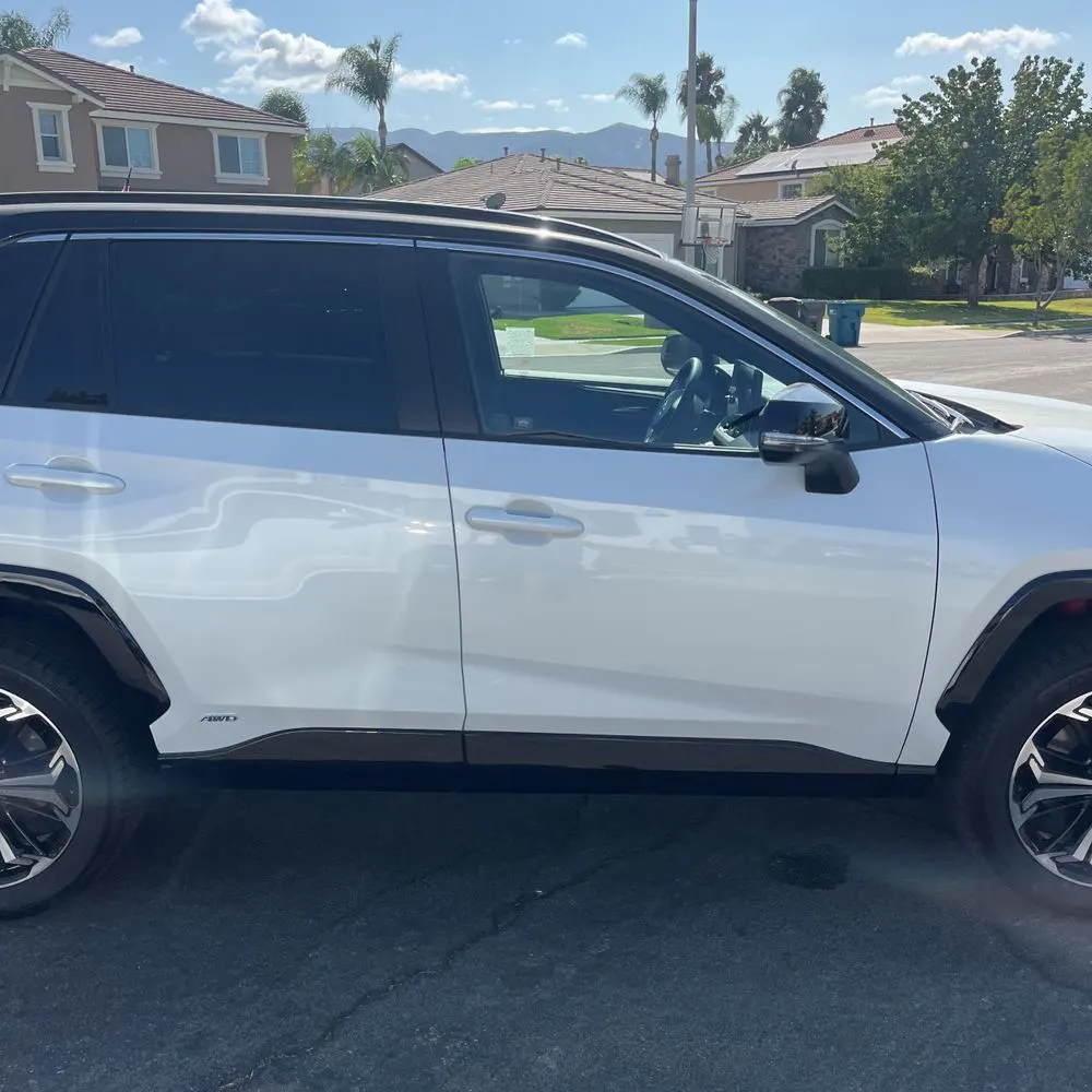 2025 Toyota RAV4 Plug-in Hybrid XSE