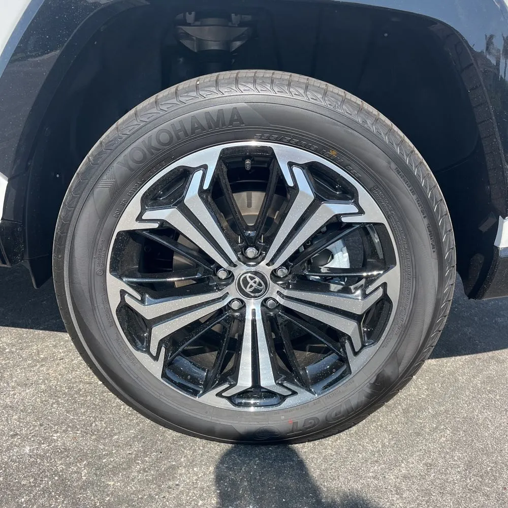 2025 Toyota RAV4 Plug-in Hybrid XSE