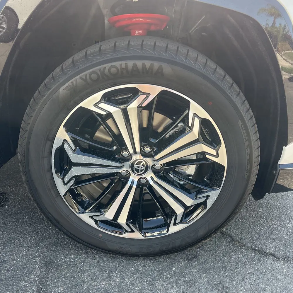 2025 Toyota RAV4 Plug-in Hybrid XSE