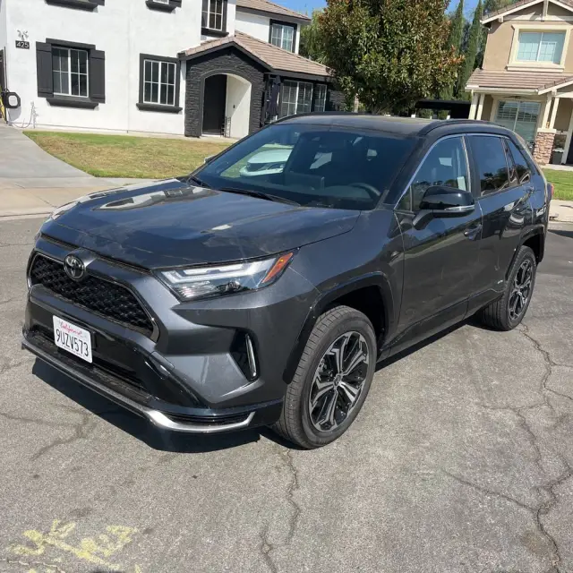 2025 Toyota RAV4 Plug-in Hybrid XSE