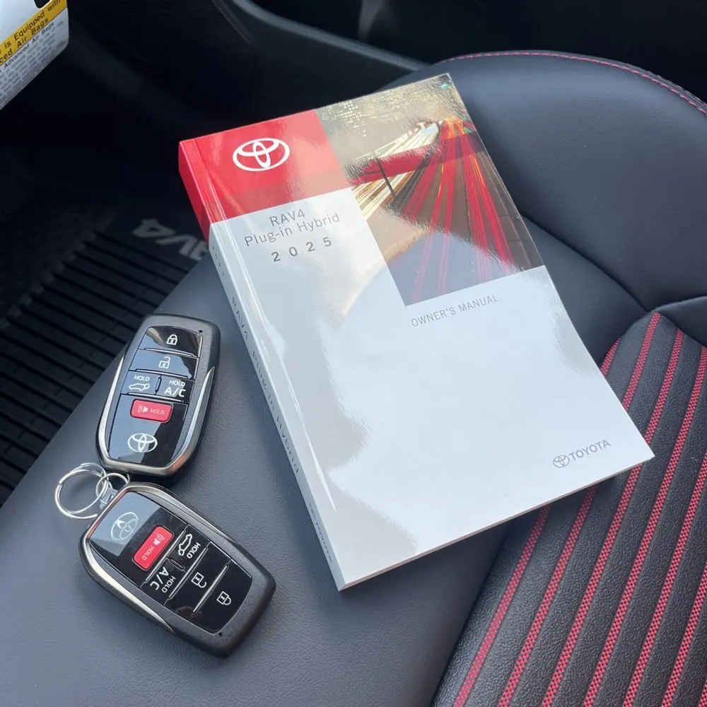 2025 Toyota RAV4 Plug-in Hybrid XSE