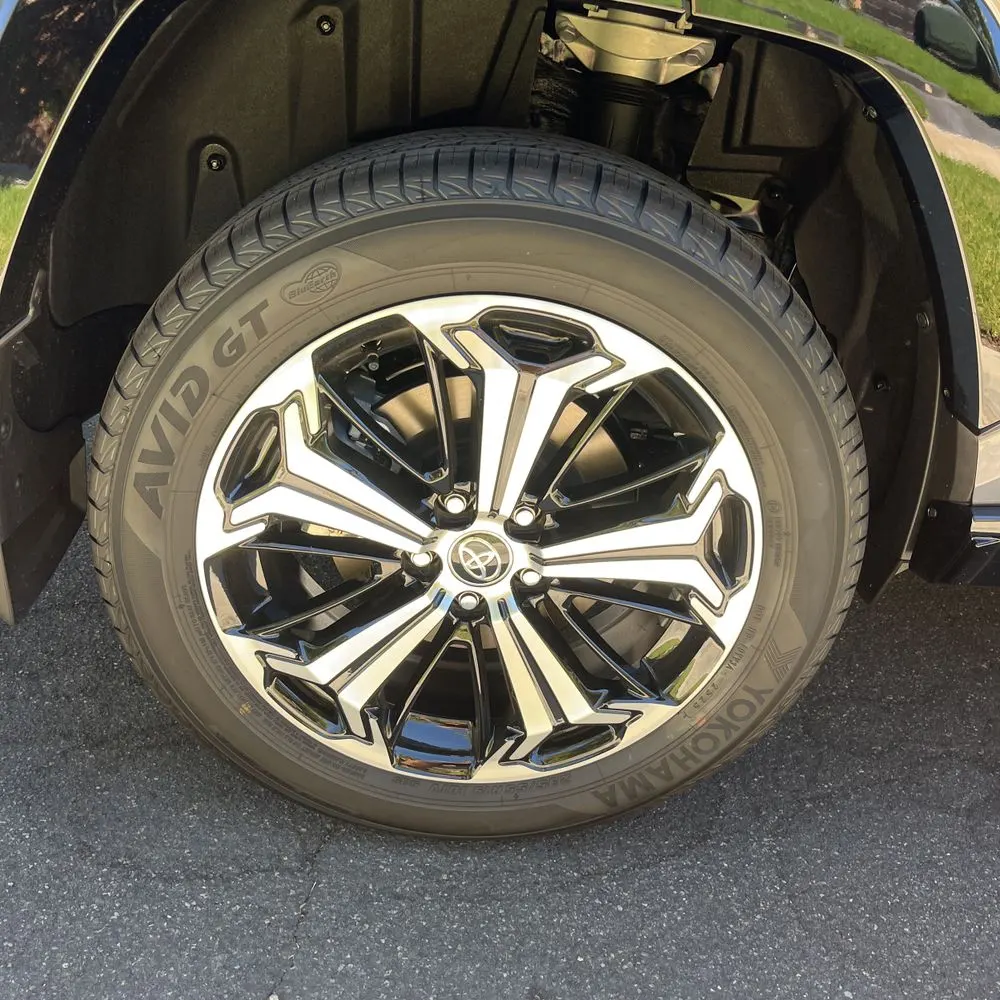 2025 Toyota RAV4 Plug-in Hybrid XSE
