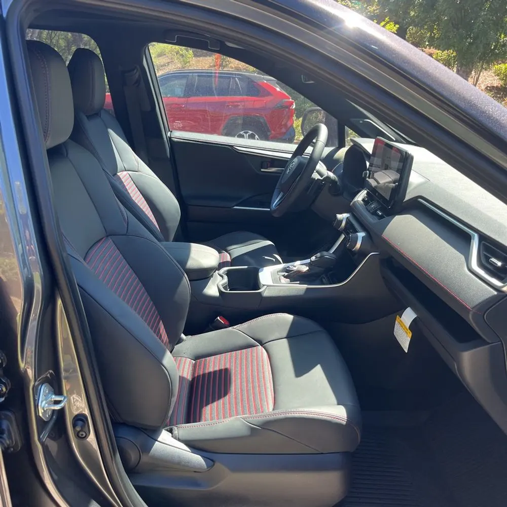 2025 Toyota RAV4 Plug-in Hybrid XSE
