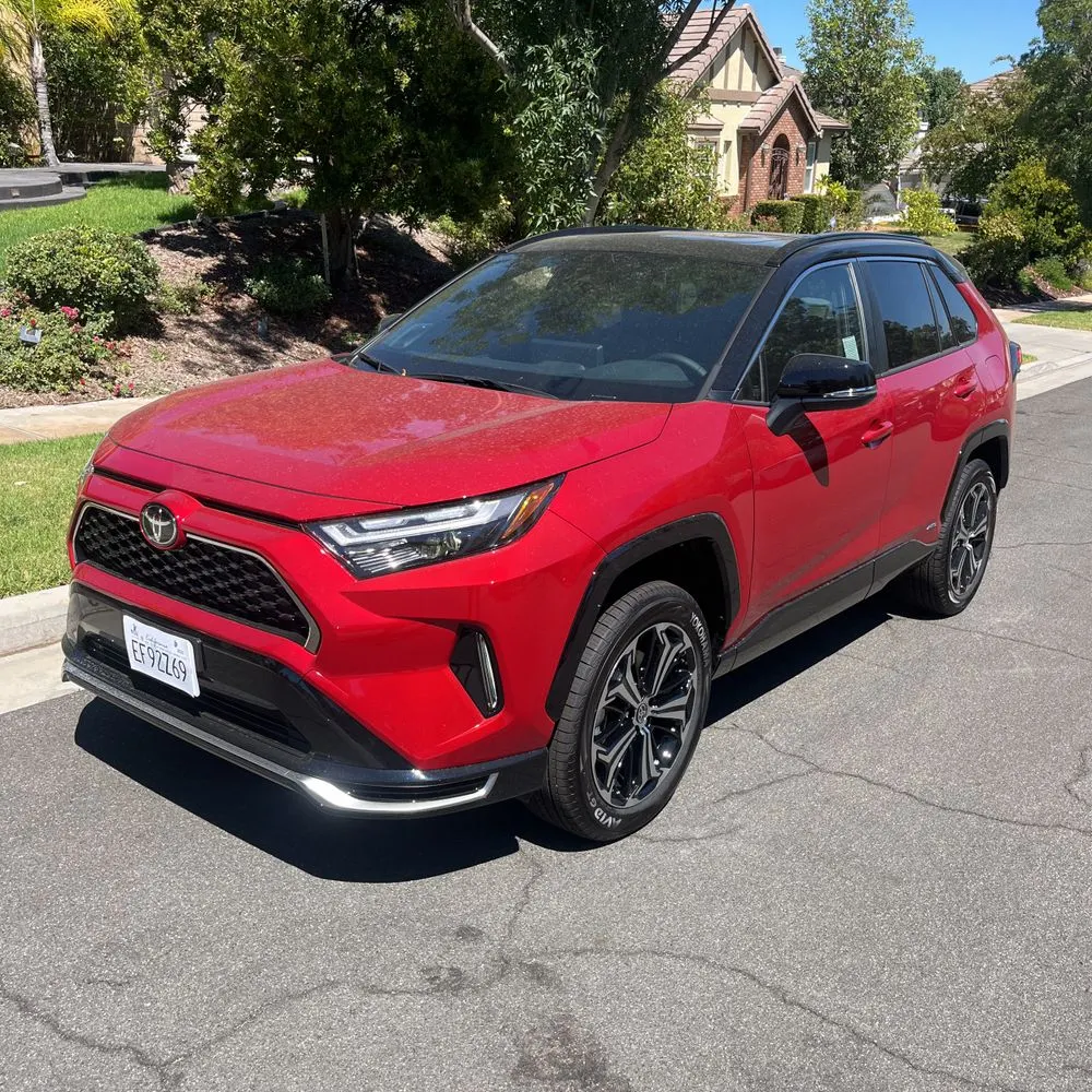 2025 Toyota RAV4 Plug-in Hybrid XSE