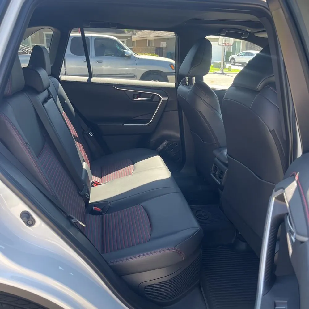 2025 Toyota RAV4 Plug-in Hybrid XSE