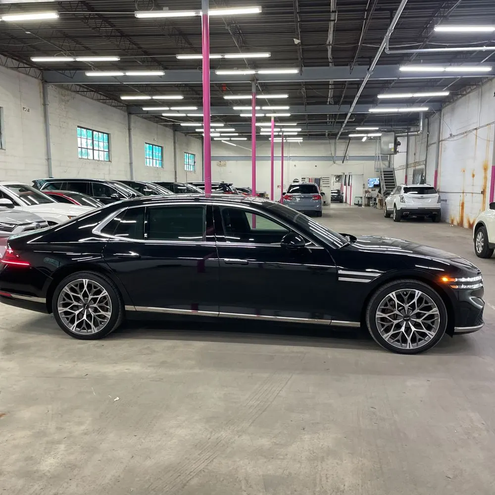2023 Genesis G90 3.5T e-Supercharger