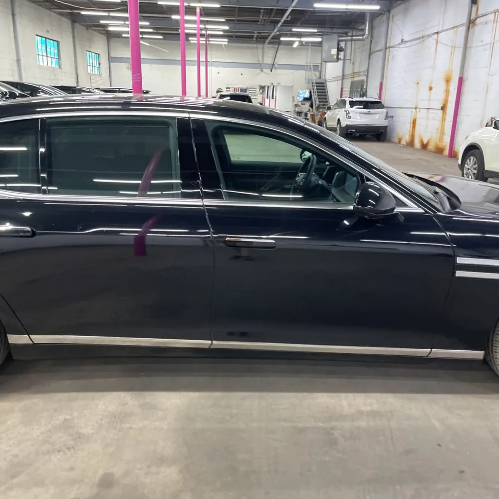 2023 Genesis G90 3.5T e-Supercharger