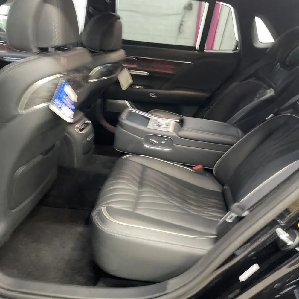 2023 Genesis G90 3.5T e-Supercharger