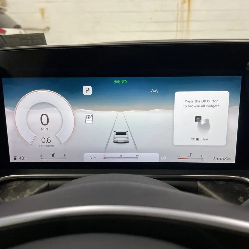 2023 Genesis G90 3.5T e-Supercharger