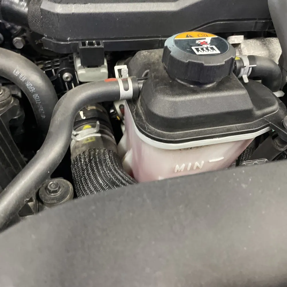 2023 Genesis G90 3.5T e-Supercharger