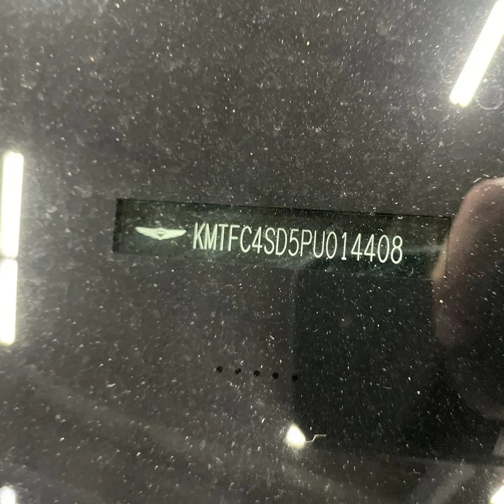 2023 Genesis G90 3.5T e-Supercharger