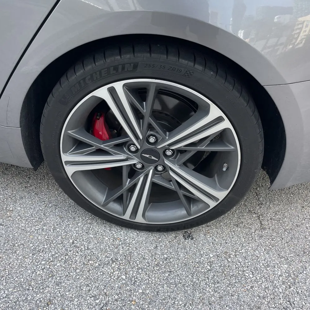 2025 Genesis G70 3.3T Sport Prestige