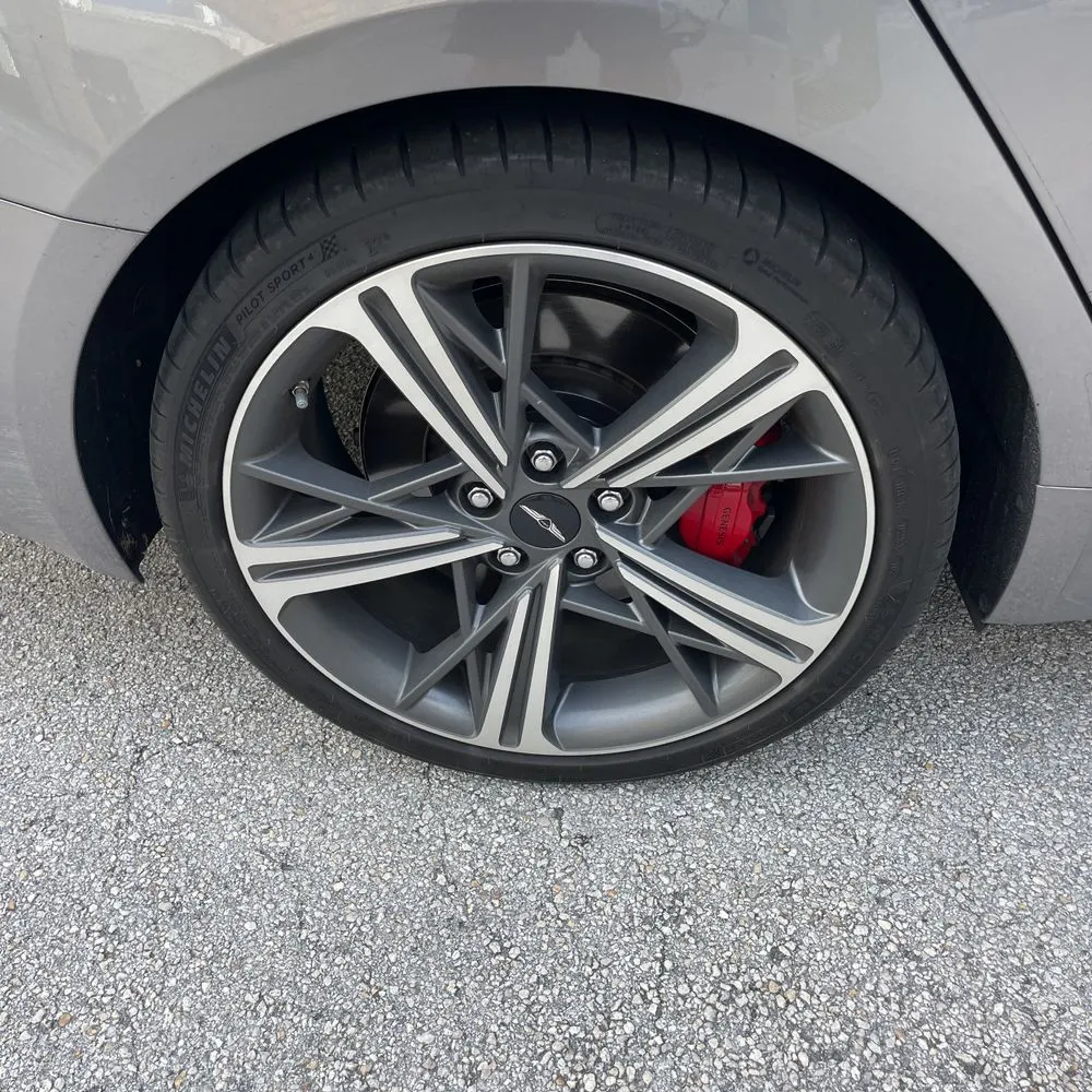 2025 Genesis G70 3.3T Sport Prestige