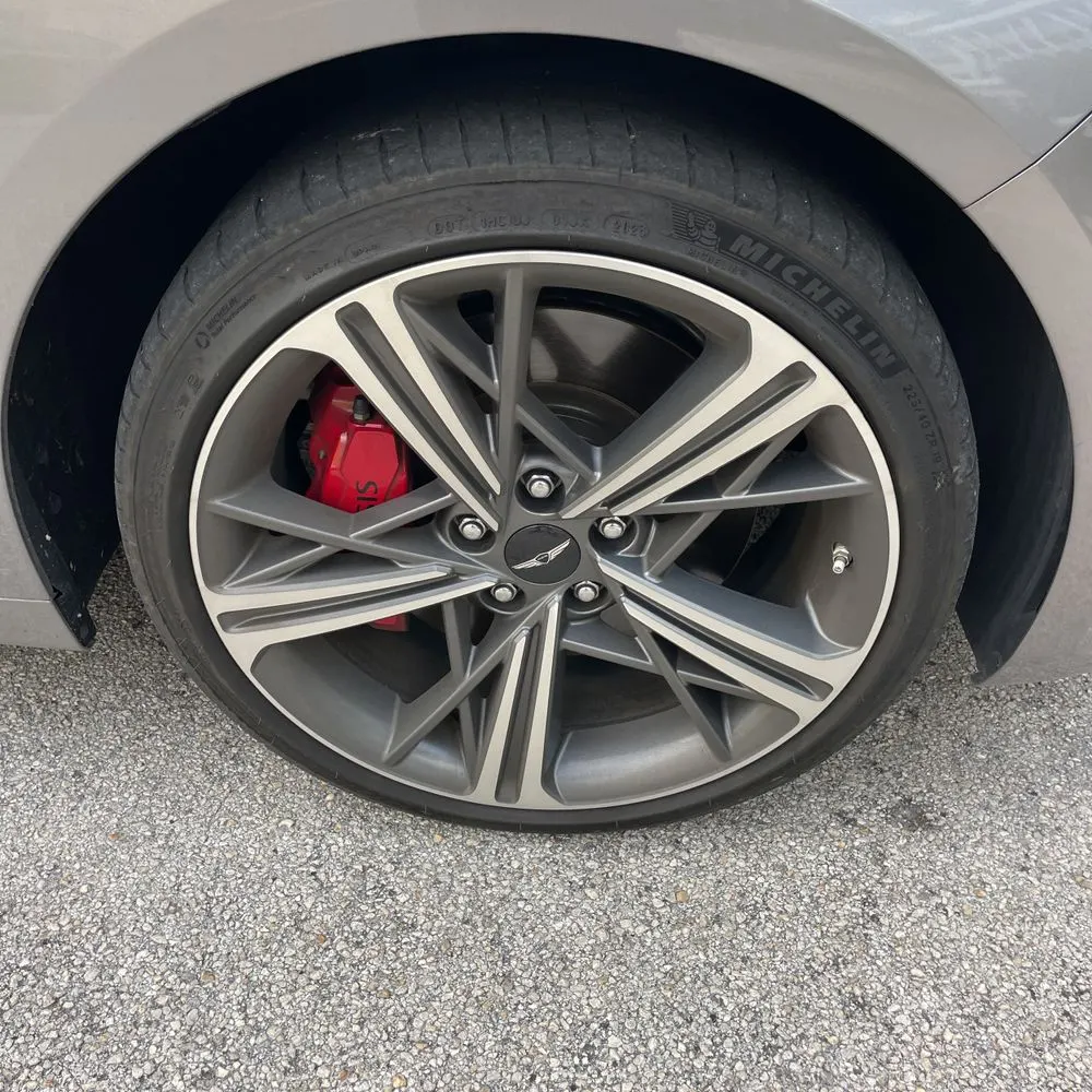 2025 Genesis G70 3.3T Sport Prestige