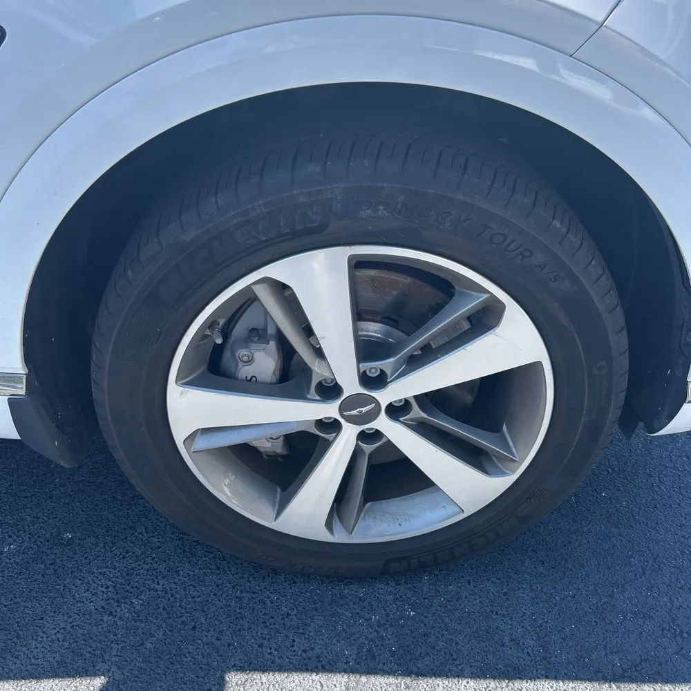 2024 Genesis GV80 2.5T