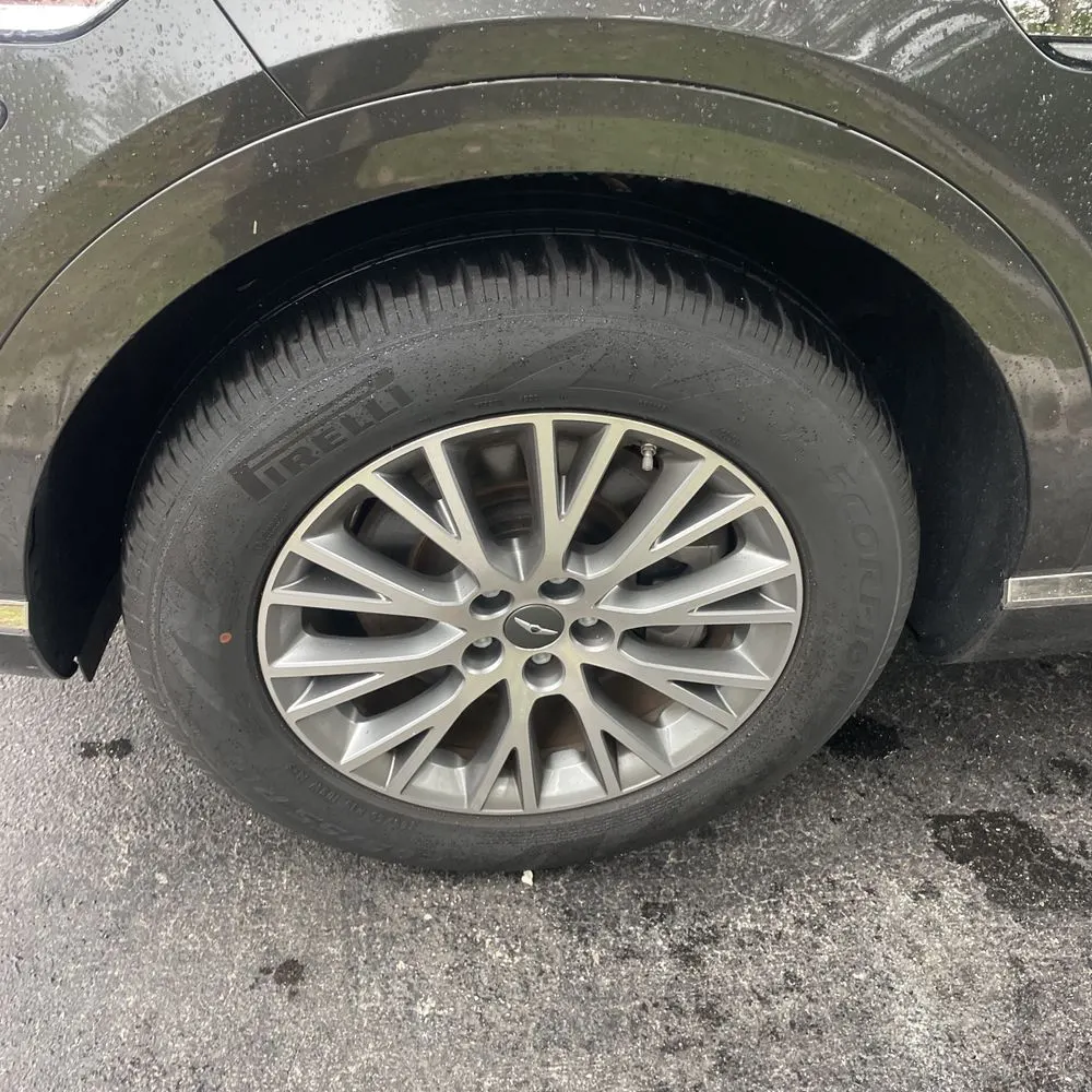 2024 Genesis GV80 2.5T