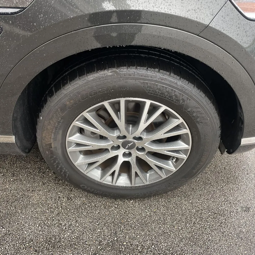 2024 Genesis GV80 2.5T
