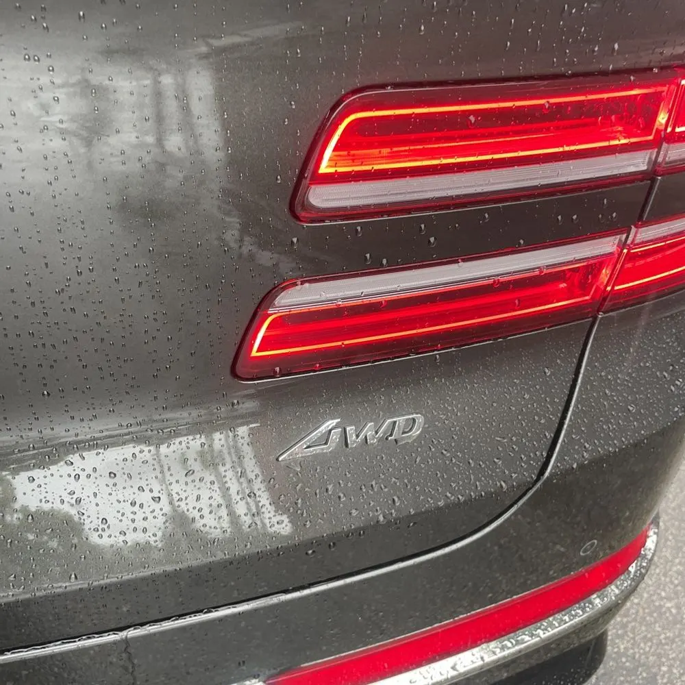 2024 Genesis GV80 2.5T
