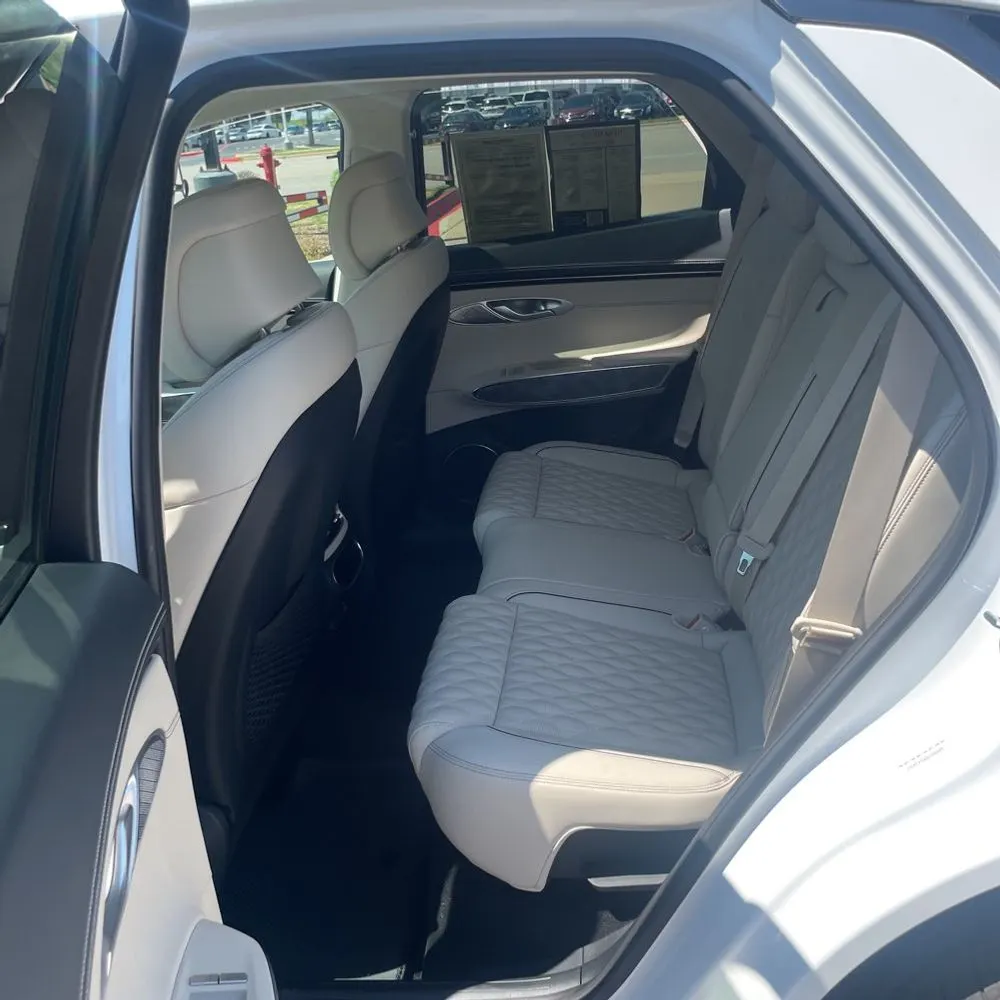 2025 Genesis GV70 3.5T Sport