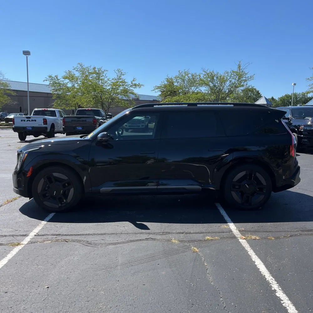 2024 Kia EV9 GT-Line