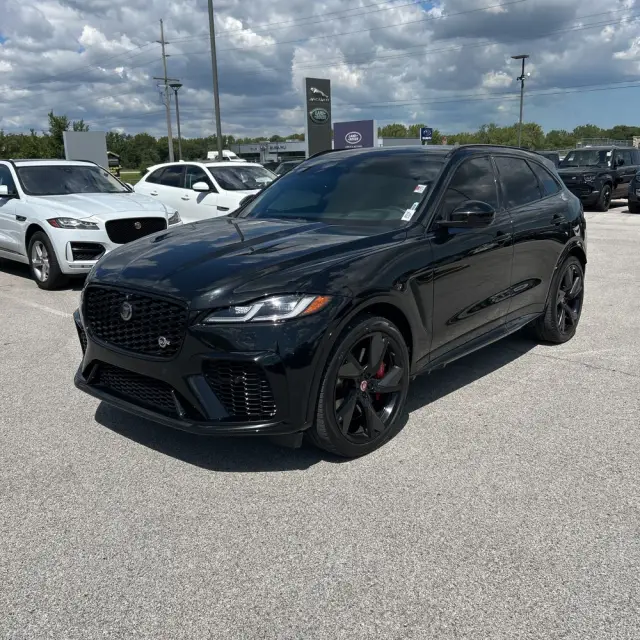 2022 Jaguar F-Pace SVR