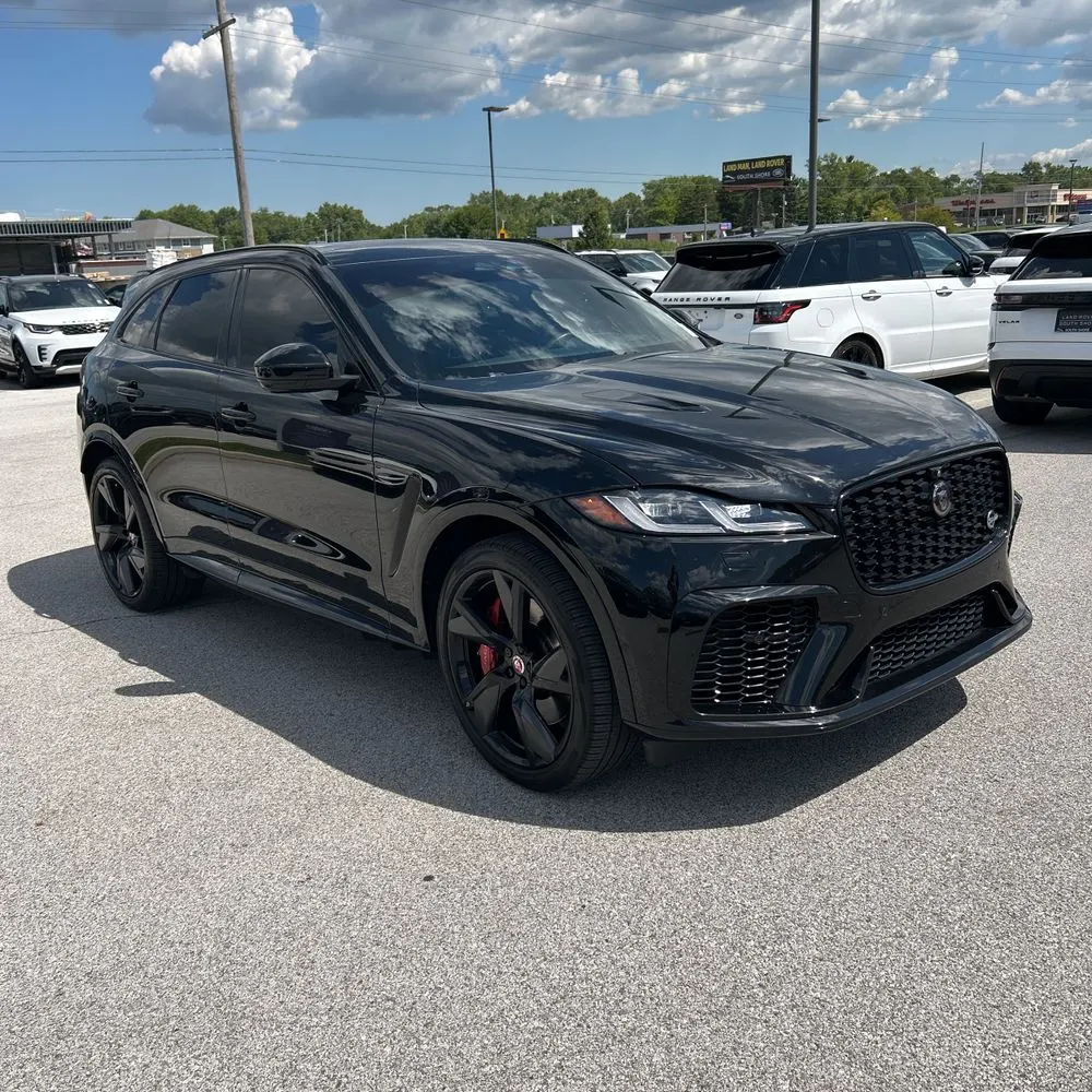 2022 Jaguar F-Pace SVR