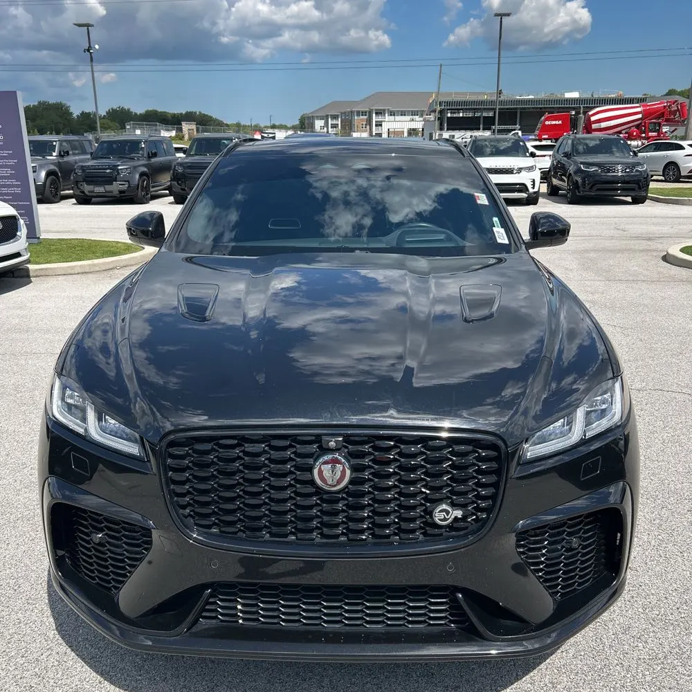 2022 Jaguar F-Pace SVR