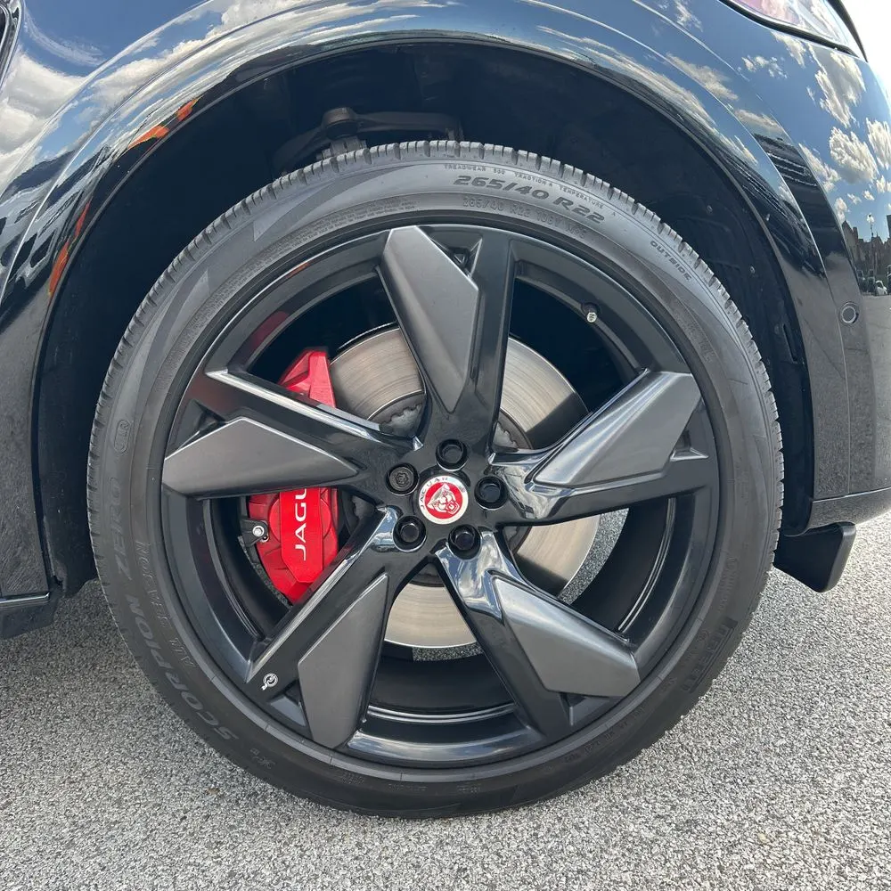 2022 Jaguar F-Pace SVR