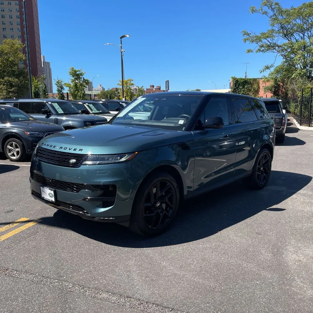 2024 Land Rover Range Rover Sport P360 SE